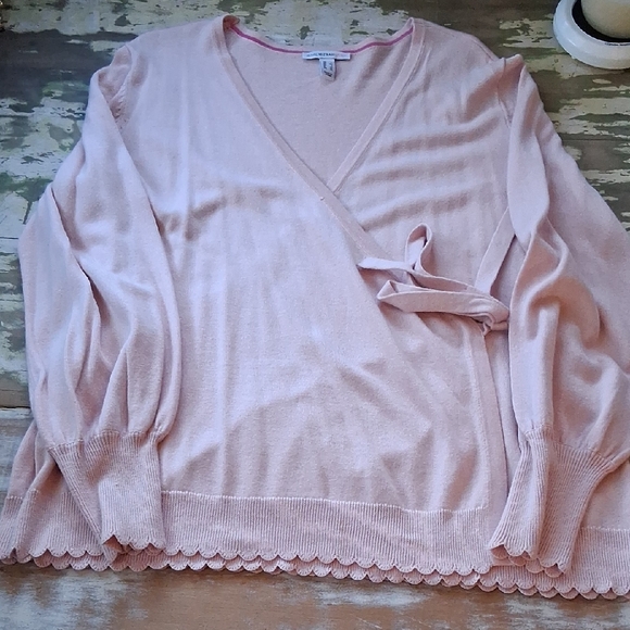Isaac Mizrahi Sweaters - Isaac Mizrahi Soft Pink Wrap Cardigan with Scallop Hem